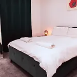 City Centre Luxury Apartment